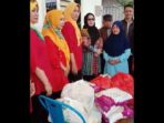 Dharma Wanita Soppeng Sambangi Korban Longsor di Malino