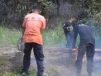 Cegah Pohon Tumbang, TRC Eksekusi Dua Pohon Mati Di Marioritengnga 