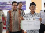 Direktorat Jenderal Perkeretaapian Serahkan Pembayaran Tanah Warga Kabupaten Pangkep