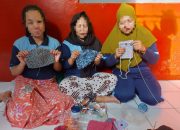 Napi Perempuan di Rutan  Watansoppeng  sambut Antusias Program Seni Merajut