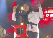 Kotak Band Hipnotis Ribuan Penonton dengan ‘Lagu Pelan-pelan Saja’ di Kabupaten Soppeng