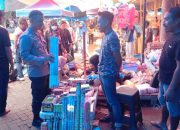 Jelang Idul Fitri 1445 H  Polsek Marioriwawo Maksimalkan Pengamanan di Pasar Takalala 