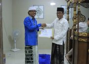 Safari Ramadhan, Pj Bupati Takalar Serahkan Bantuan dan Hadiah bagi Jamaah Khatam Al-Qur’an