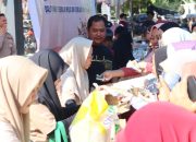 Masyarakat Serbu Gerakan Pasar Murah Pemkab Takalar