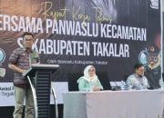Pj Bupati Takalar Hadiri Raker Kinerja Teknis Panwaslu Kecamatan