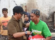 Bupati Soppeng Turun Langsung Bantu Korban Kebakaran