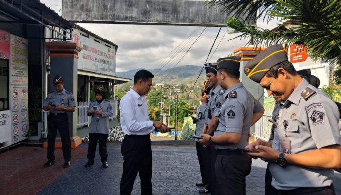 Cegah Judol Kepala Rutan Watansoppeng Lakukan Sidak