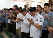 Pegawai DPMPTSP Meninggal, Wabup Soppeng Melayat