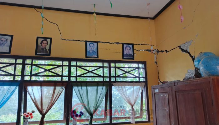 Infrastruktur Pendidikan Darurat Dua Kelas SD Negeri 124 Paroto Soppeng Rusak