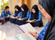 Camat Ganra Nurul Azmi Budayakan Tadarus di Kantor