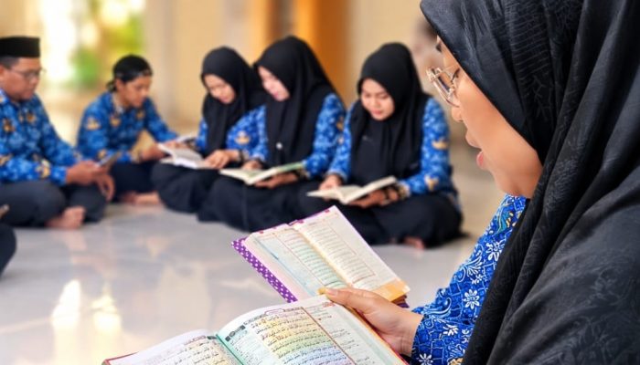 Camat Ganra Nurul Azmi Budayakan Tadarus di Kantor