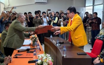 Bukan Sekadar Rival Sukardi Weda Dampingi Suwardi Annas Daftar Rektor UNM
