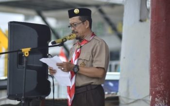 Koordinator Disdikbud Liliriaja Imbau Murid dan Guru Pakai Masker di Tengah Kabut Asap